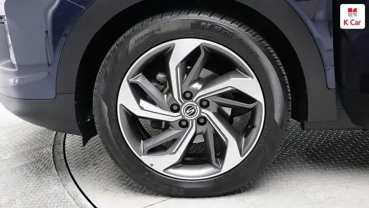 KG Mobility Korando 2019 photo 5