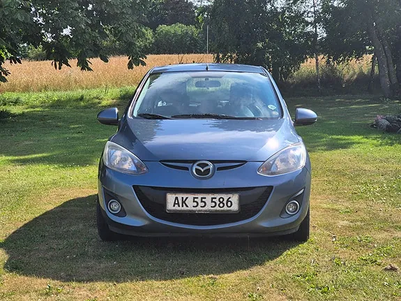 Mazda 2