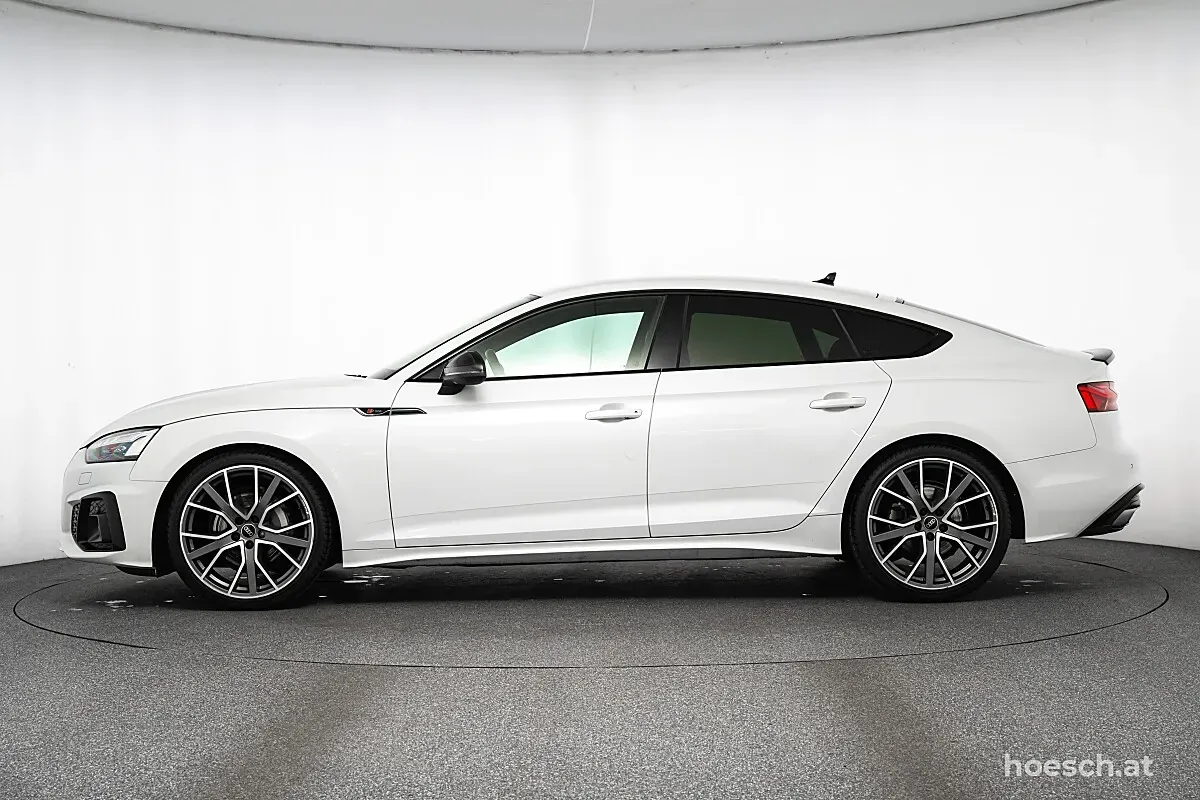 Audi A5 2023 photo 3