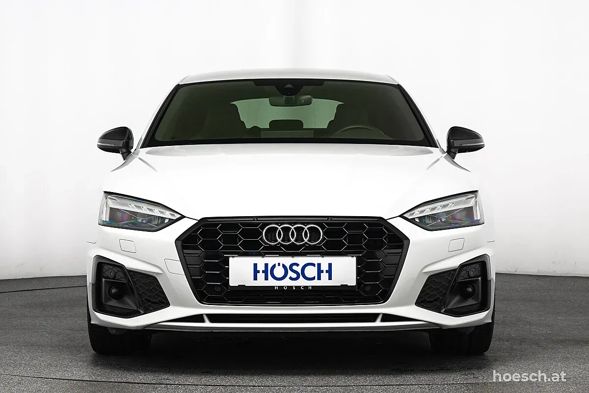 Audi A5 2023 photo 2