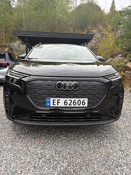 Audi Q4 E-Tron 2023 photo 2