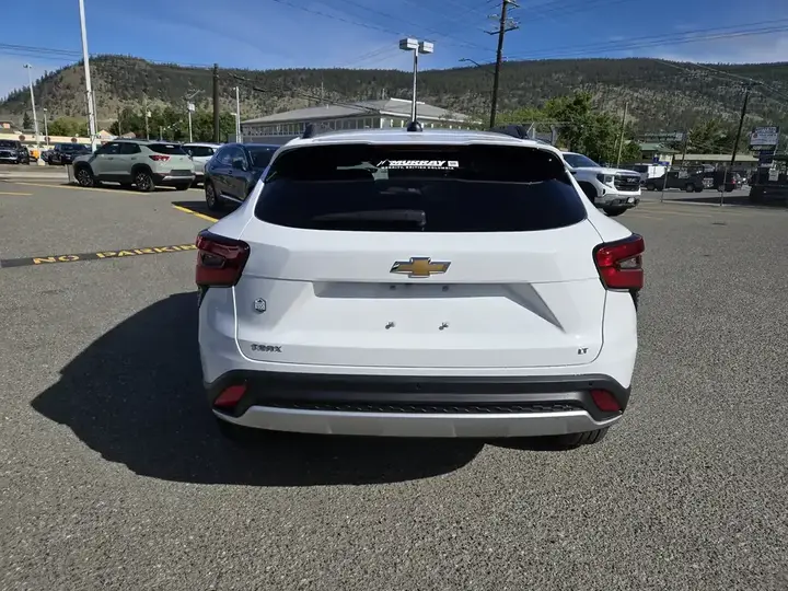 Chevrolet Trax 2026 photo 4