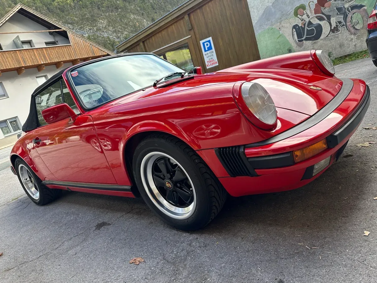 Porsche 911 1987 photo 3