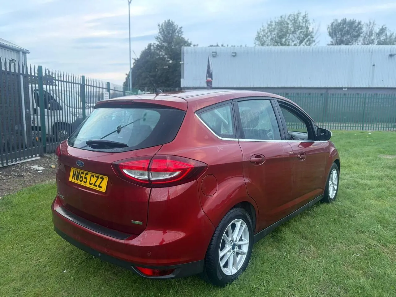 Ford C-Max 2015 photo 5