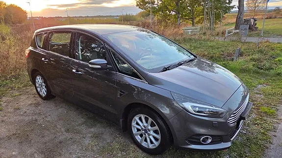 Ford S-Max 2016 photo 2