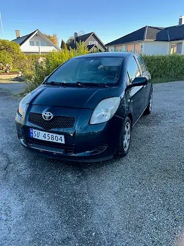 Toyota Yaris 2007 photo 2