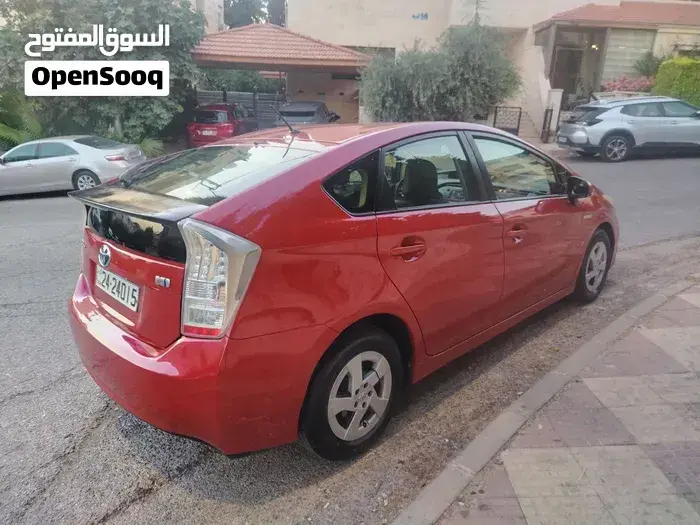 Toyota Prius 2015 photo 3