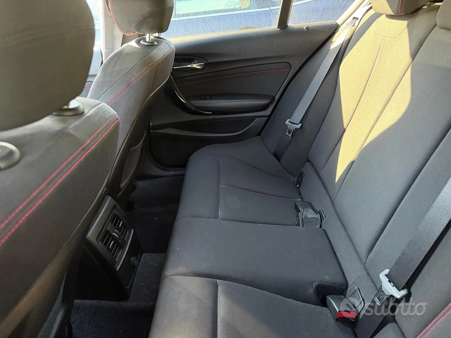 BMW 118D 2014 photo 4