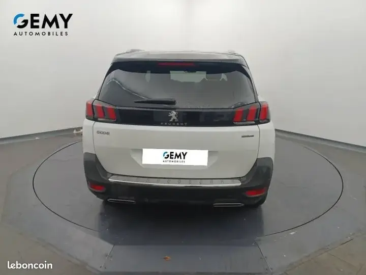 Peugeot 5008 2019 photo 5