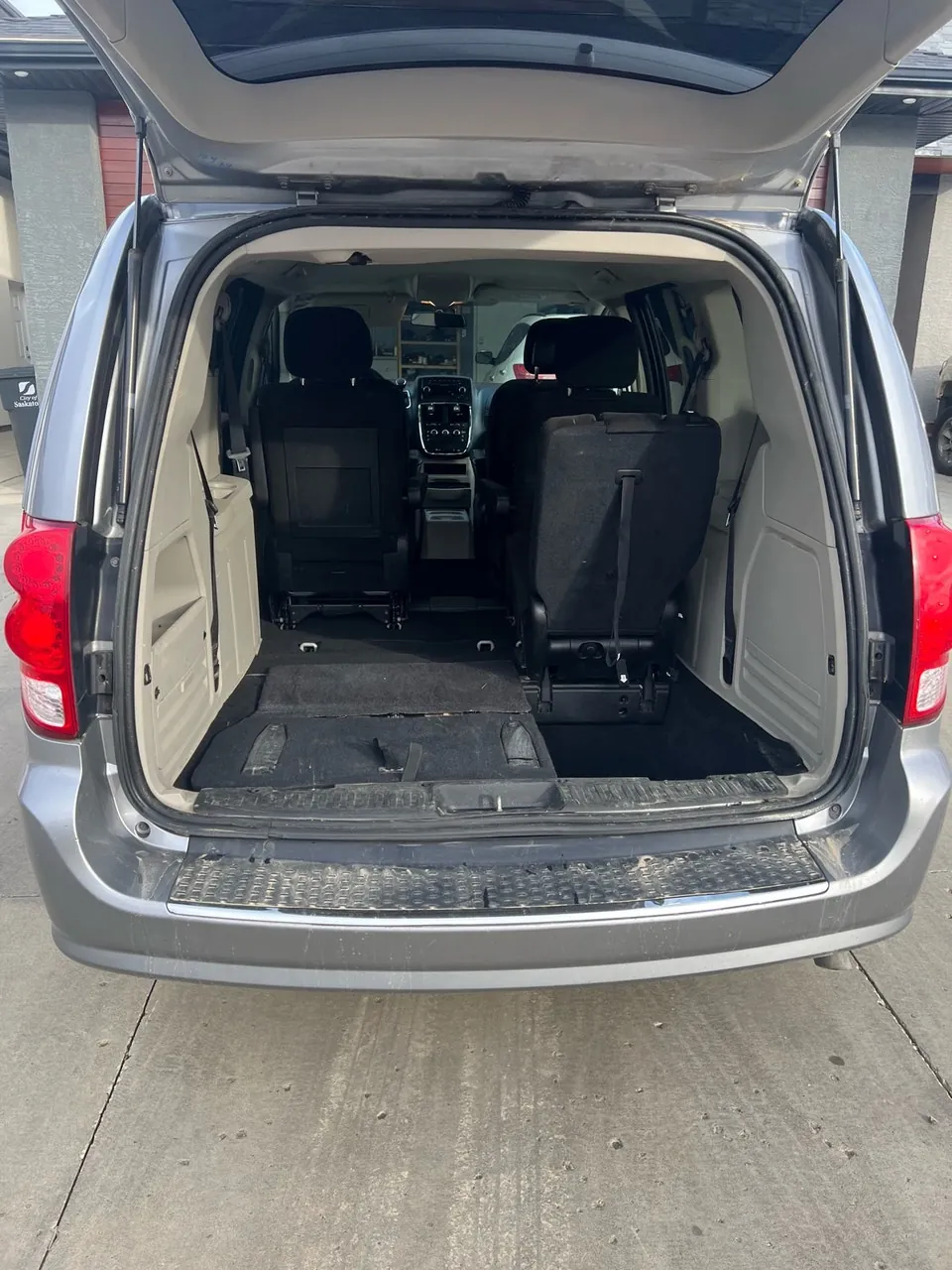 Dodge Grand Caravan 2017 photo 5
