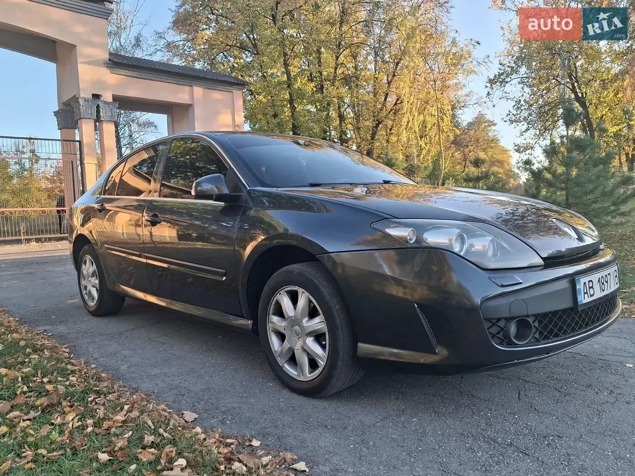 Renault Laguna 2010 photo 3