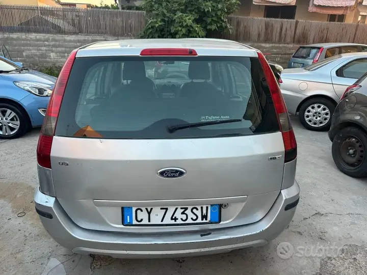 Ford Fusion 2005 photo 3