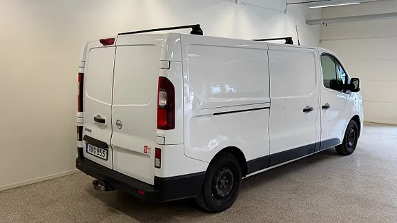 Nissan Nv300 2018 photo 4