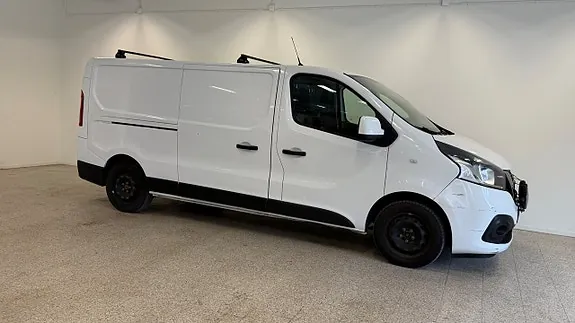 Nissan Nv300 2018 photo 2