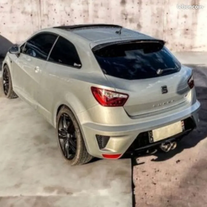 Seat Ibiza 2016 photo 3