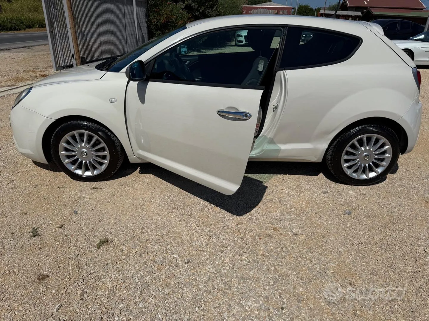 Alfa Romeo Mito 2014 photo 5