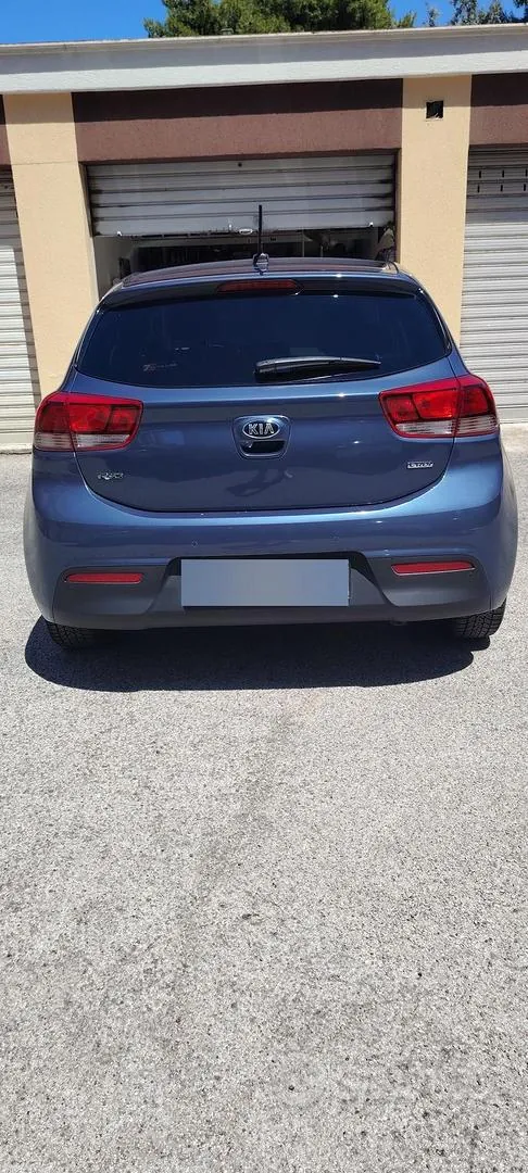 Kia Rio 2017 photo 2