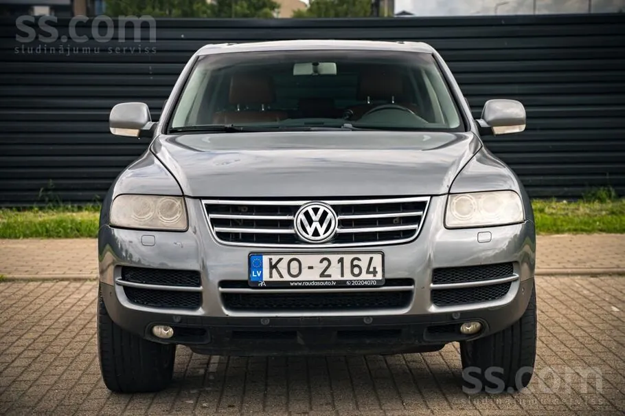 Volkswagen Touareg 2005 photo 2