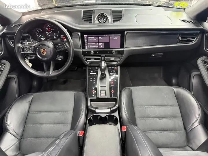 Porsche Macan 2024 photo 4
