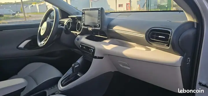 Toyota Yaris 2021 photo 5