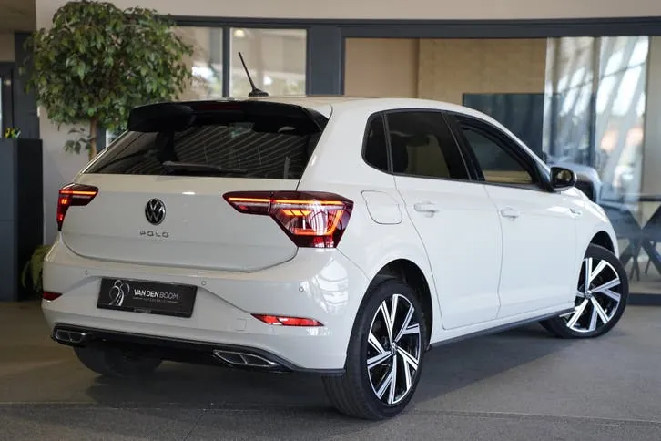 Volkswagen Polo 2022 photo 2