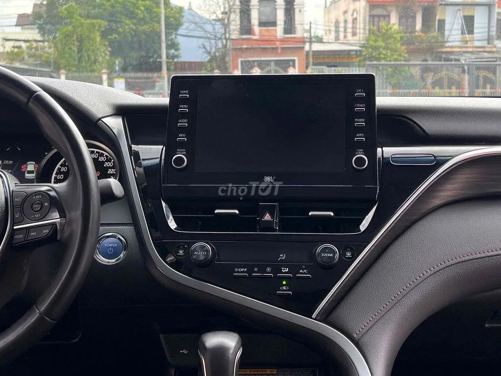 Toyota Camry 2022 photo 5