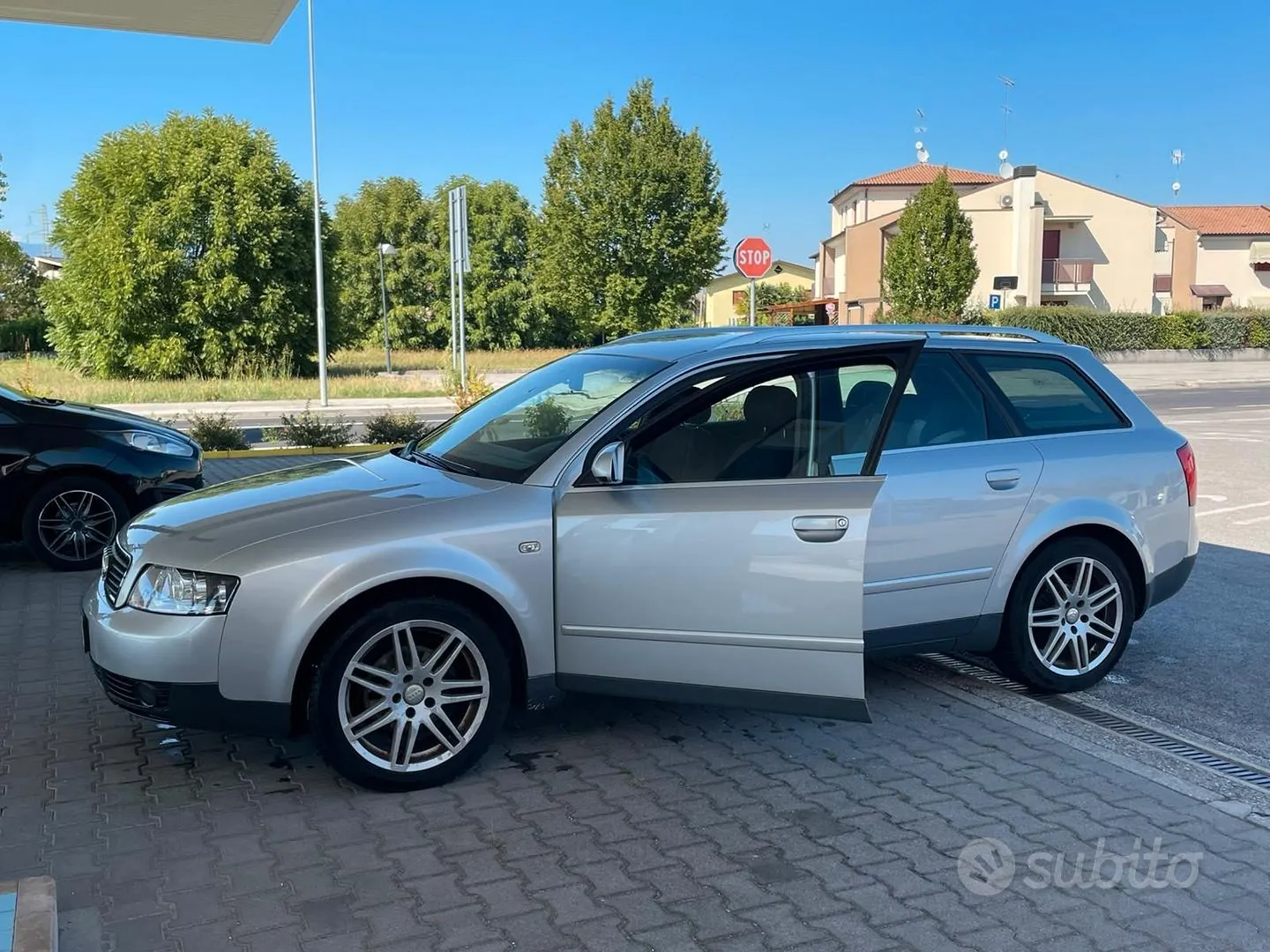 Audi A4 2004 photo 4