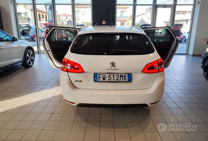 Peugeot 308 2019 photo 5