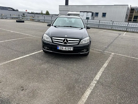 Mercedes-Benz C200 D 2010 photo 2
