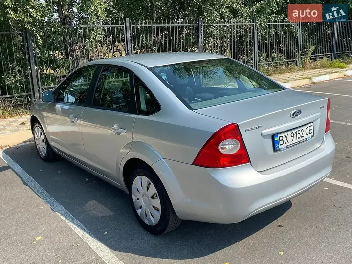Ford Focus 2011 photo 5