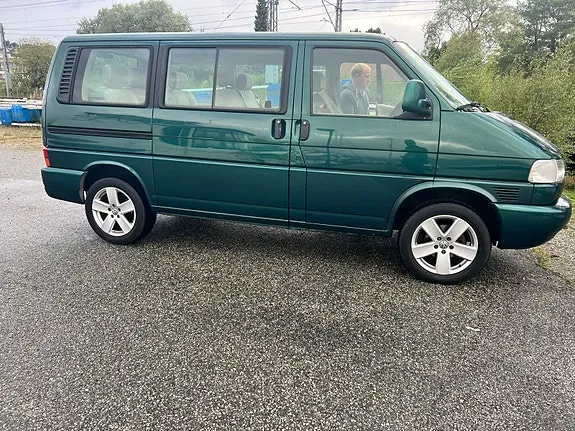 Volkswagen Caravelle 1999 photo 2