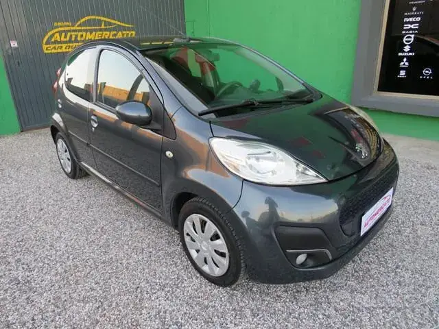 Peugeot 107 2013 photo 4