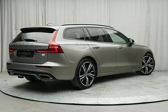 Volvo V60 2021 photo 5
