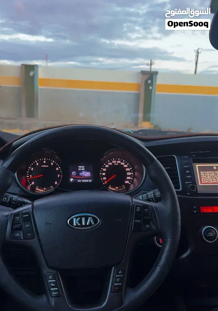 Kia Cadenza