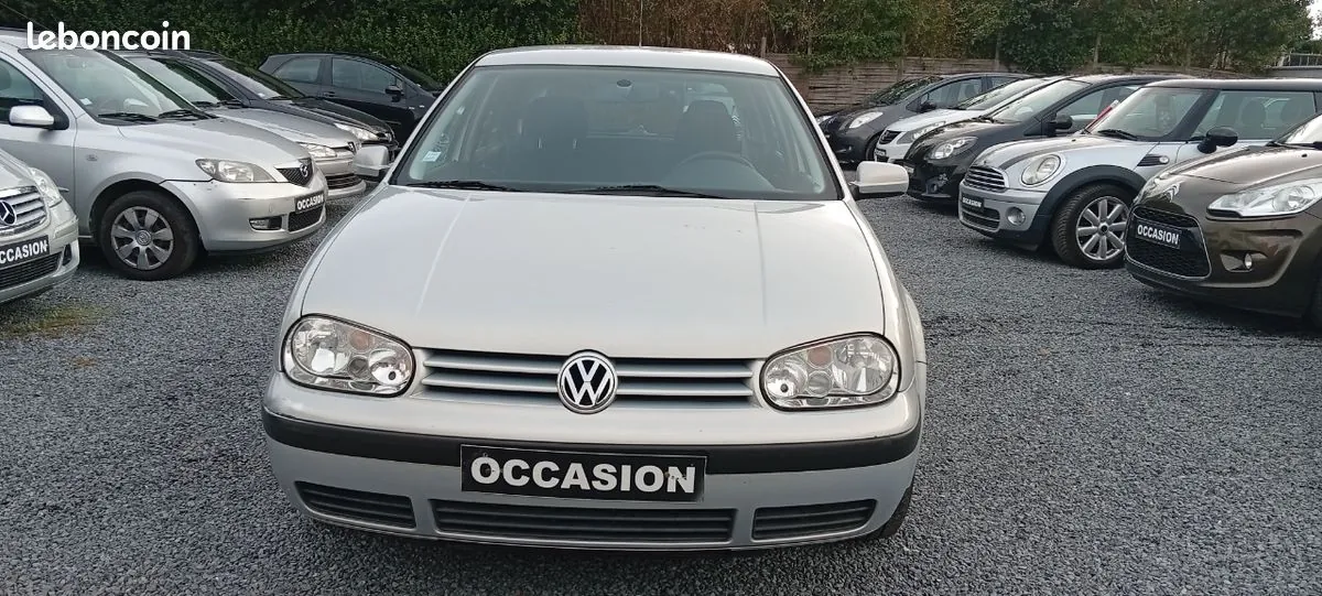Volkswagen Golf 2000 photo 2