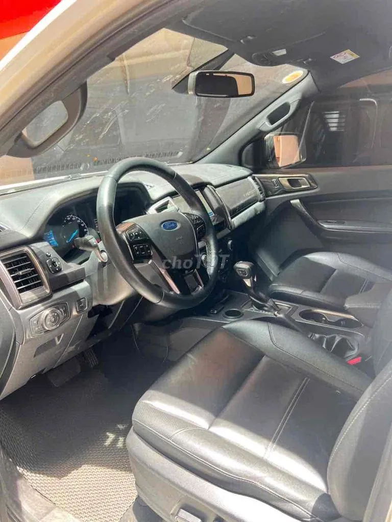 Ford Everest 2021 photo 5