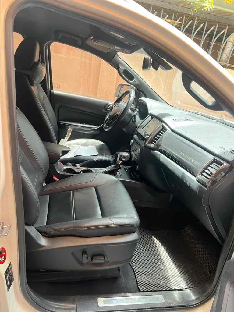 Ford Everest 2021 photo 4