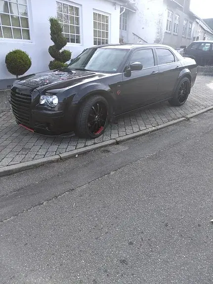 Chrysler 300C 2005 photo 2