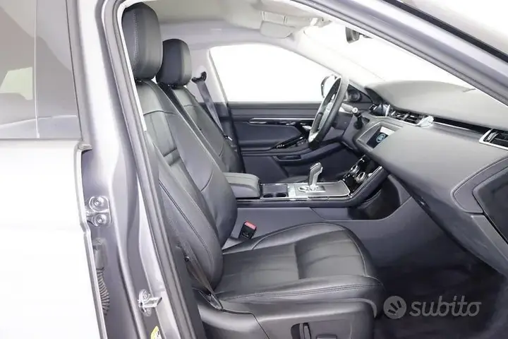 Land Rover Evoque 2020 photo 3