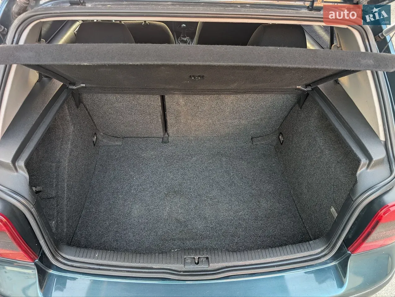 Volkswagen Golf 2001 photo 2