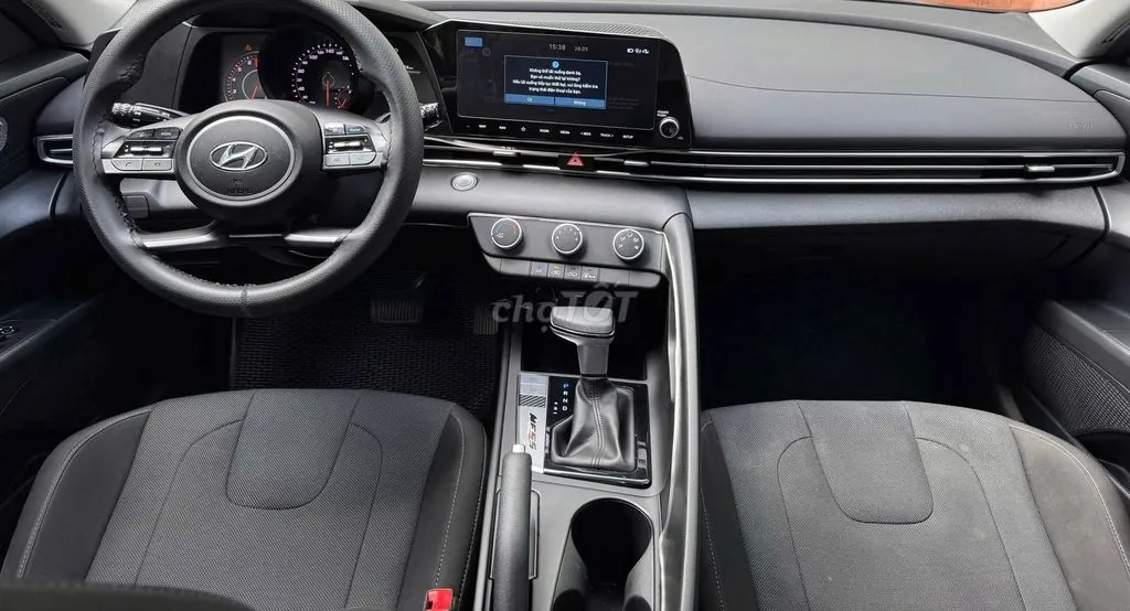 Hyundai Elantra 2024 photo 5