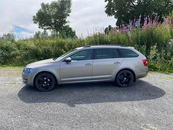 Skoda Octavia 2014 photo 5