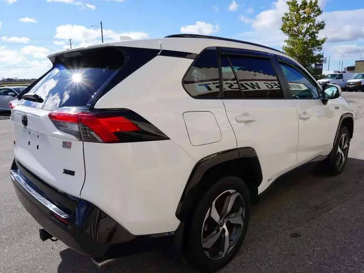 Toyota Rav4 2023 photo 5