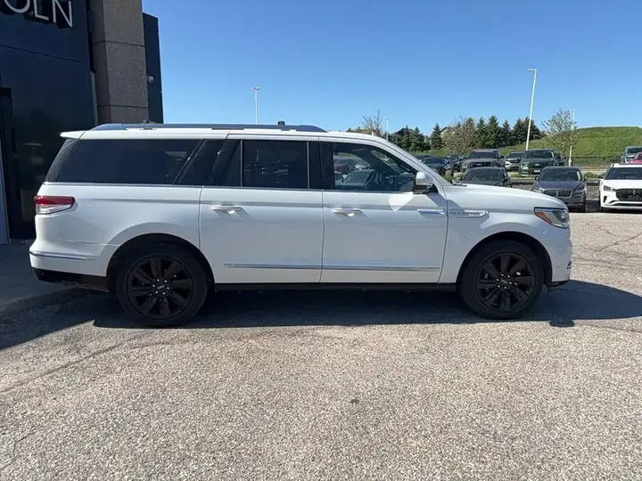 Lincoln Navigator 2024 photo 4