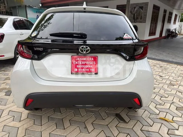 Toyota Yaris 2023 photo 3