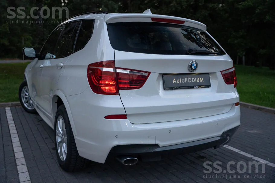 BMW X3 2012 photo 3