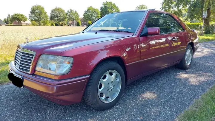 Mercedes-Benz W124