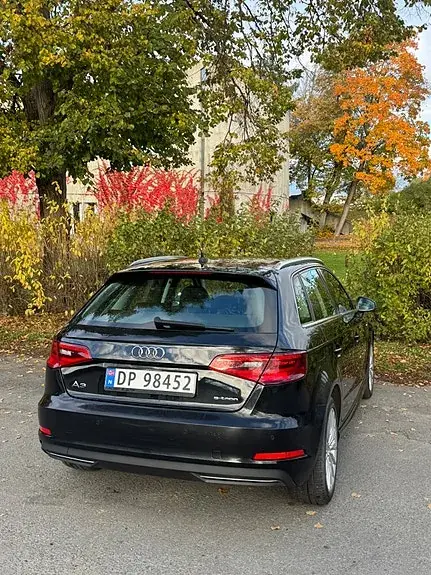 Audi E-Tron 2016 photo 3
