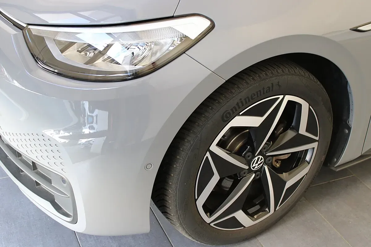Volkswagen Id.3 2022 photo 2