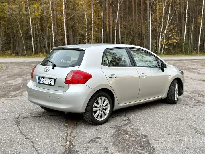 Toyota Auris 2007 photo 3